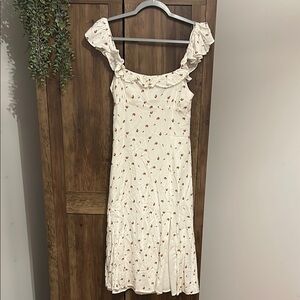Backyard Roses Floral Ruffle Sleeve Dress - Cream